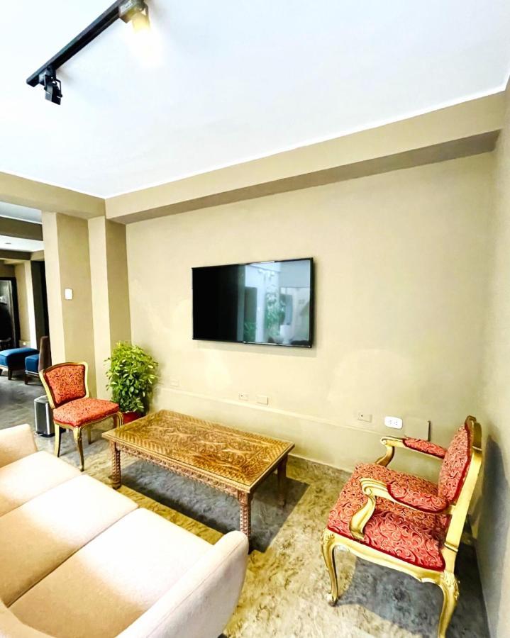Apartamentos Montes Cuzco Zewnętrze zdjęcie
